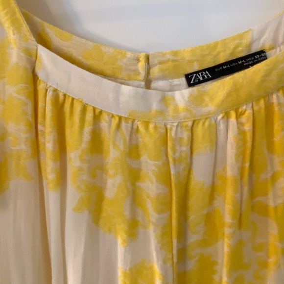 Floral linen embroidered maxi dress - Picture 8 of 11